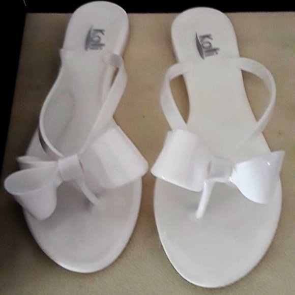 Kali Shoes - Kali Ribbon White Jelly Bow Flip Flops Size 8 NWT